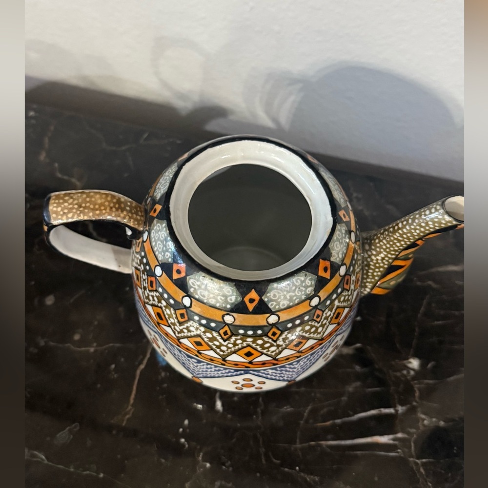 SIGNED, HAND PAINTED ORNATE TEA POT, VASE & CANDLE HOLDER BY ARTIST SALEH RZA - Picture 3 of 10